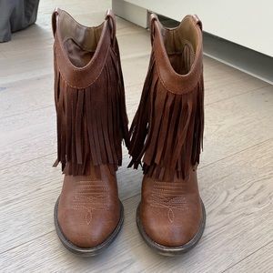 Fringe Cowboy Boots. Brown. Size 7.